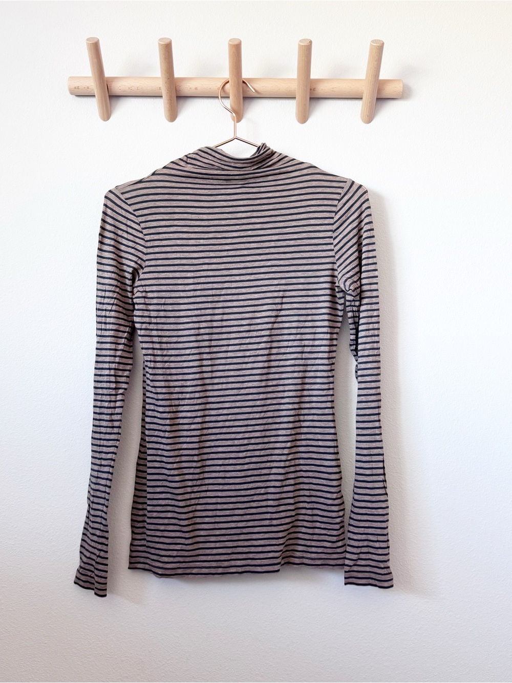 Vince Striped Long-Sleeve Mock Neck Top in Black and Cream